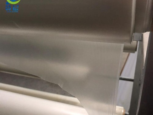 TPU環(huán)保膜強(qiáng)度高、韌性好、耐寒性、耐油性復(fù)合膜